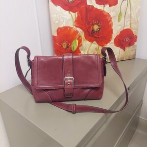 Burgundy Coach Hampton Buckle Medium Crossbody Shoulder Bag Vintage